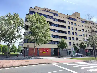 Centro Veterinario Y Peluquería Canina Guindalera