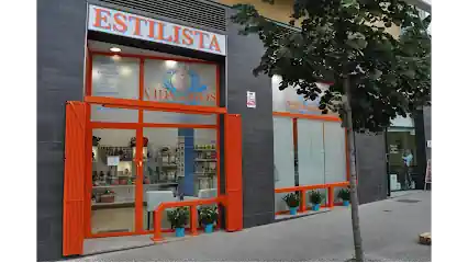 ESTILISTA CANINA VIDA DE GOS