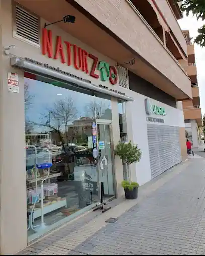 || NaturZoo || Peluquería Canina y Tienda de Mascotas || Estilismo Canino y Alimentación Natural ||
